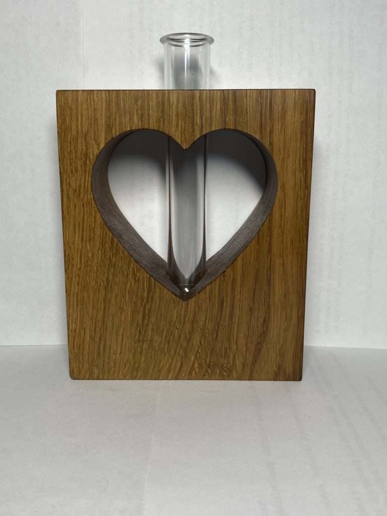 Ваза из дуба